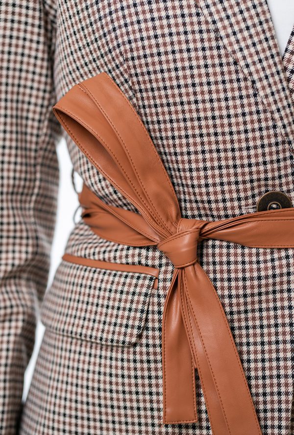 SACOU-CELIA-MARON-06-815x1208-1.jpg CELIA BLAZER